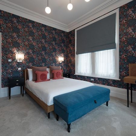 The Clarence Boutique Rooms Портсмът Екстериор снимка