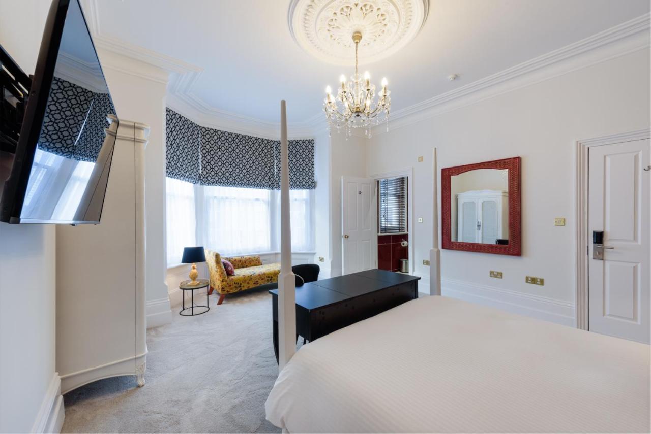 The Clarence Boutique Rooms Портсмът Екстериор снимка