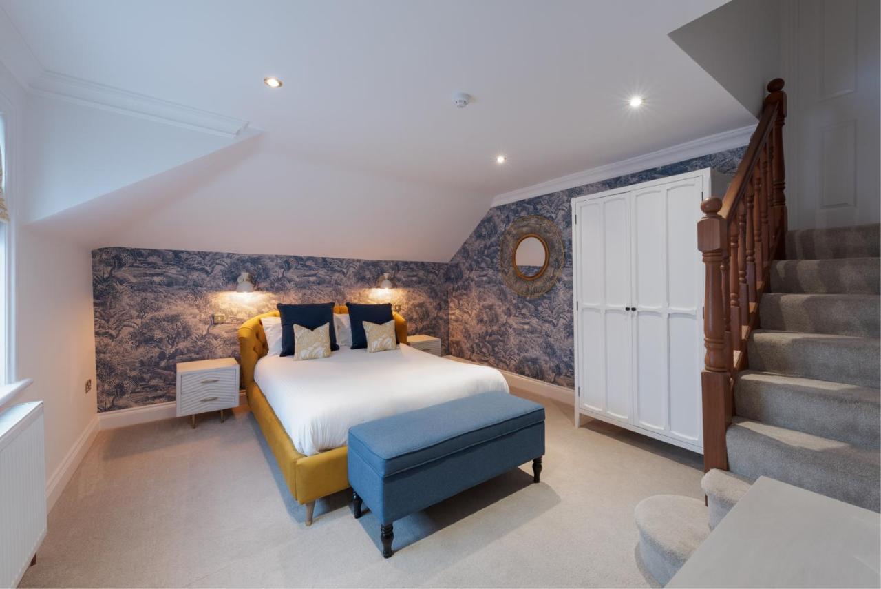 The Clarence Boutique Rooms Портсмът Екстериор снимка