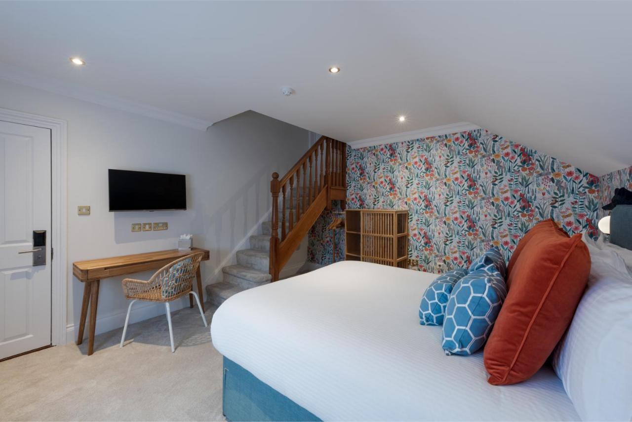 The Clarence Boutique Rooms Портсмът Екстериор снимка