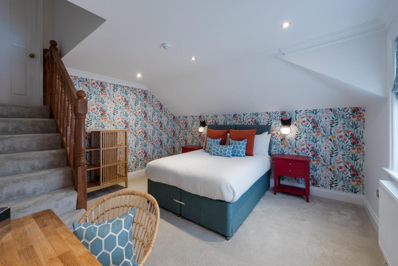 The Clarence Boutique Rooms Портсмът Екстериор снимка