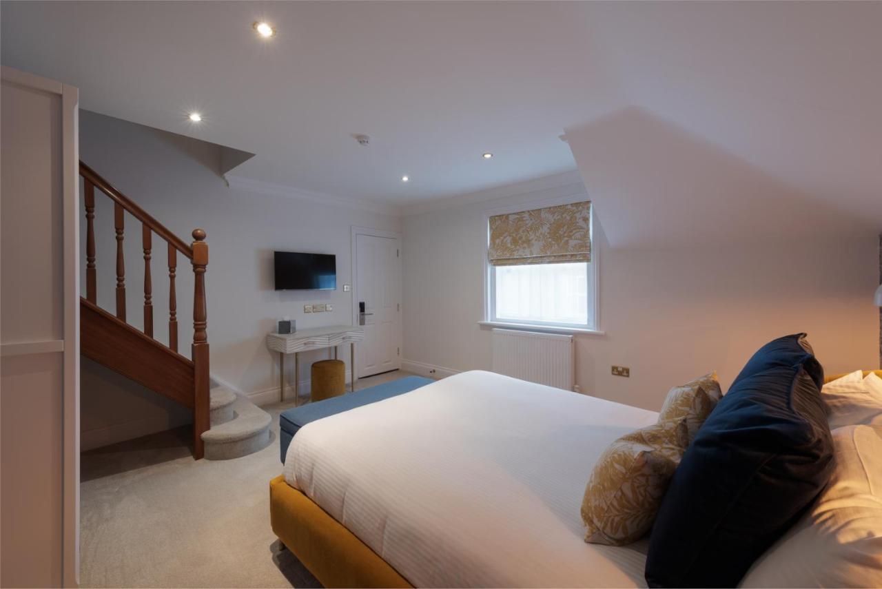 The Clarence Boutique Rooms Портсмът Екстериор снимка