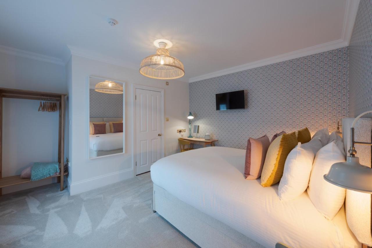 The Clarence Boutique Rooms Портсмът Екстериор снимка