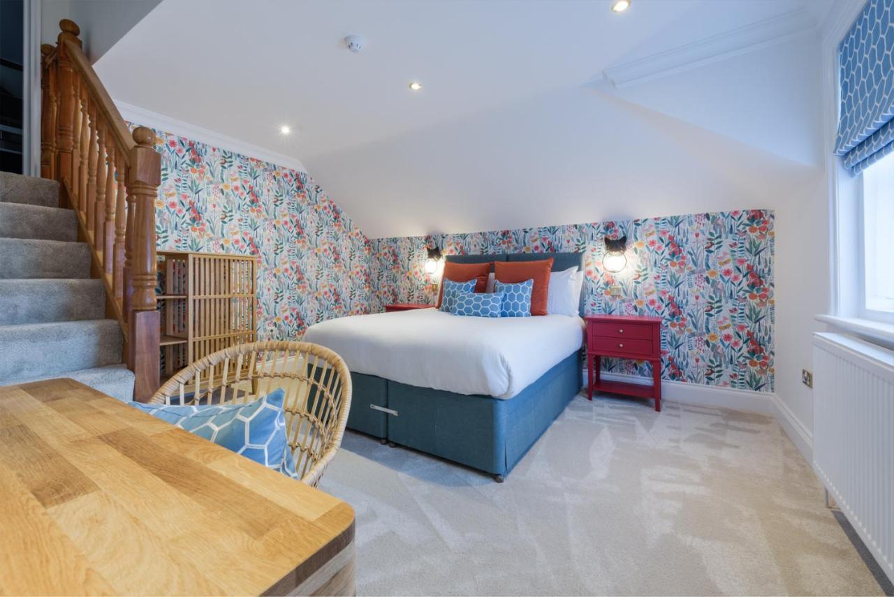 The Clarence Boutique Rooms Портсмът Екстериор снимка